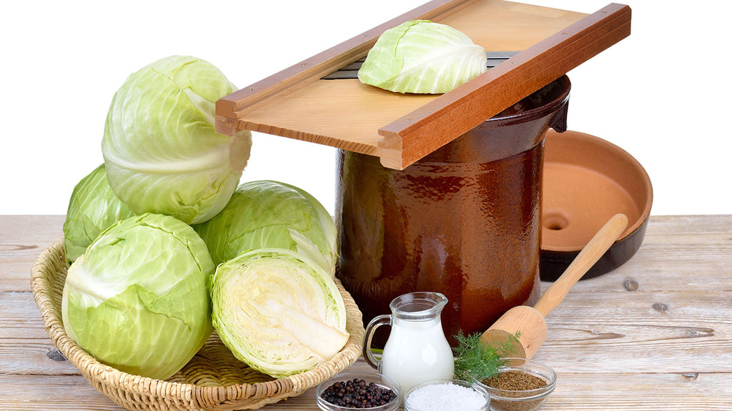Schritte des Sauerkraut Einmachens